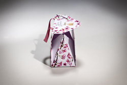 « SAC-A-PYRAMIDE » EN PAPIER FINITIONS MANUELLES  | FORMBAGS SpA